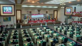 Rapat paripurna DPRD Lampung | Foto: Ist.