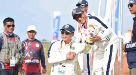 Atlet Paramotor Lampung Ayangsyah saat menerima mendali di PON XXI Aceh-Sumut | Foto: Ist.