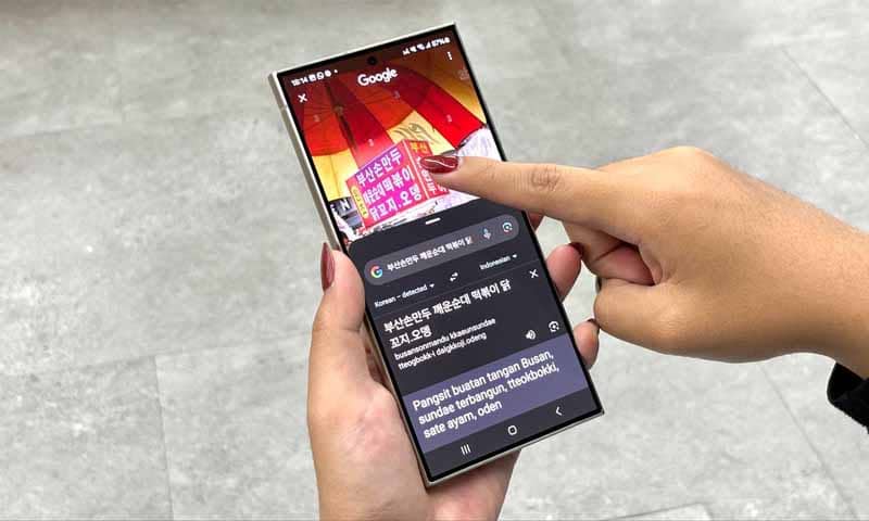 Ilustrasi penggunaan Galaxy AI di Galaxy S24 Series | Foto: Ist. 