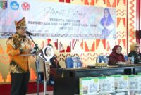 Penjabat Gubernur Lampung, Samsudin menutup Program Pelatihan Kecakapan Wirausaha (PKW) Tahun 2024 | Foto: Ist.