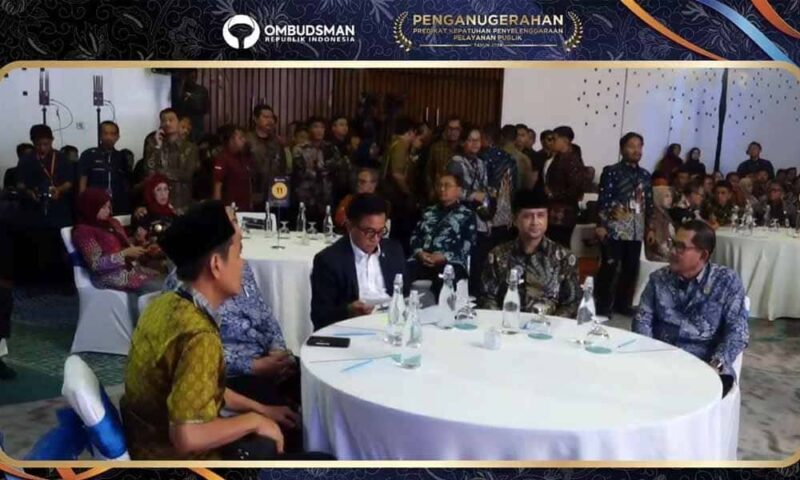 Penganugrahan Predikat Penilaian Kepatuhan Penyelenggaraan Pelayanan Publik | Foto: Ist.