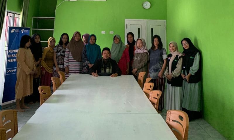 Dompet Dhuafa Lampung Berikan Bimbingan dan Terapi Spiritual Bagi Puluhan Penyandang Disabilitas Mental | Foto: Ist.