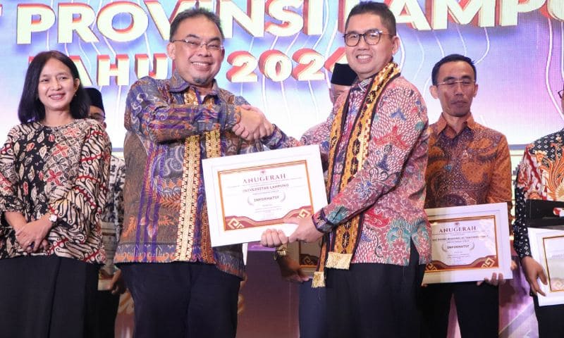 Pj Sekdaprov Lampung, Fredy (kanan) | Foto: Ist.