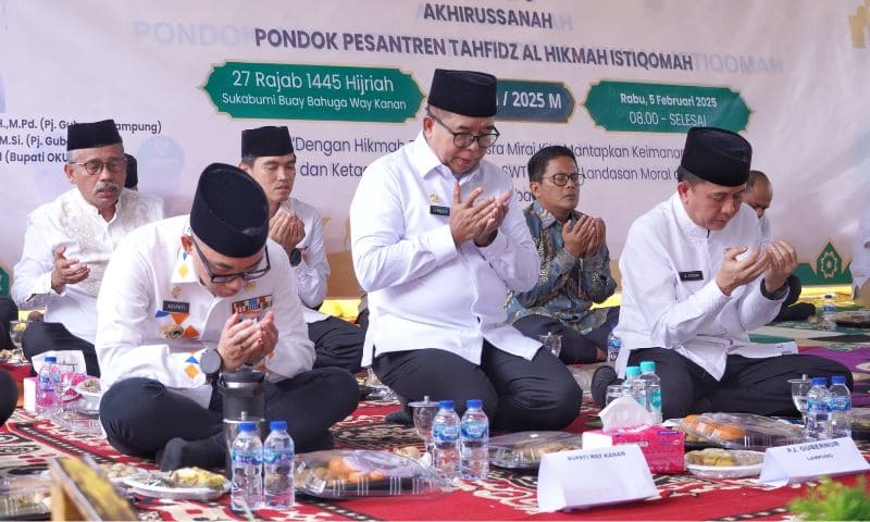 Pj. Gubernur Lampung Hadiri Peringatan Isra Mi'raj dan Harlah Ponpes Al Hikmah Istiqomah di Way Kanan | Foto: Ist.