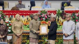 Gubernur Mirza Tetapkan Wan Abdurachman Sebagai Pahlawan Daerah | Foto: Ist.
