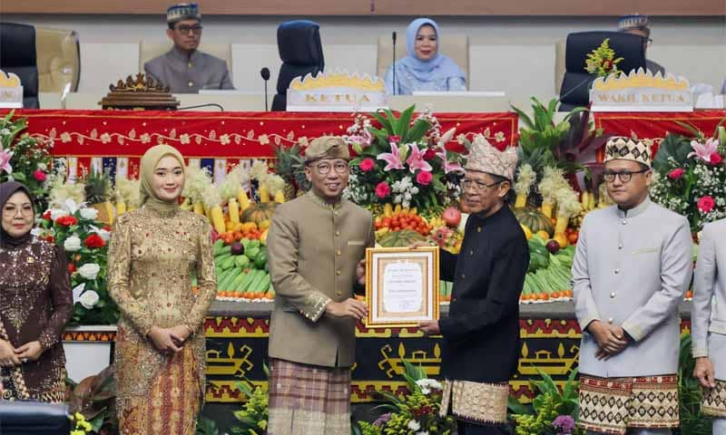 Gubernur Mirza Tetapkan Wan Abdurachman Sebagai Pahlawan Daerah | Foto: Ist.