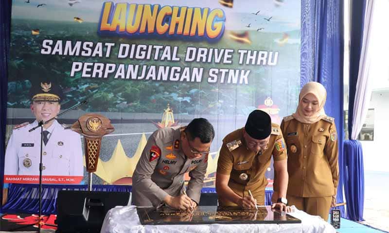 Acara Peluncuran layanan Samsat Digital Drive Thru | Foto: Ist.