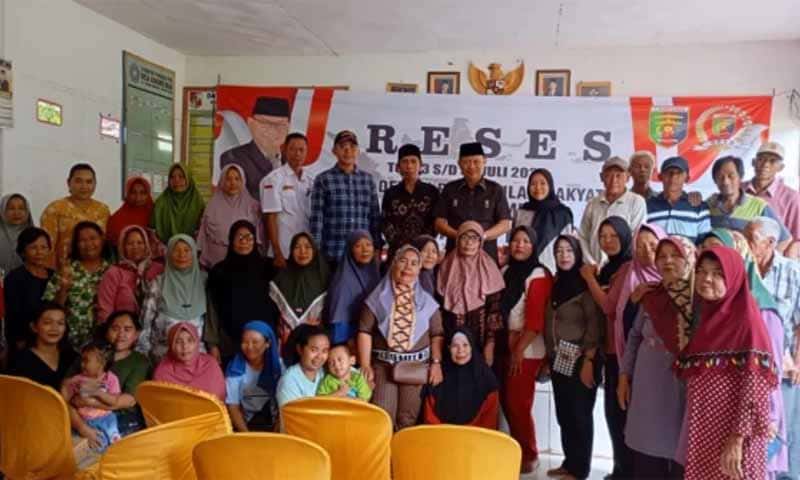 Anggota DPRD Lampung Mikdar Ilyas saat menggelar reses di Sungkai, Lampung Utara | Foto: Ist.