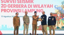 Gubernur Lampung Rahmat Mirzani Djausal membuka Rakor & FGD Persiapan Survei Seismik 2D di wilayah Provinsi Lampung, di Hotel Mercure, Selasa (12/8/2025) | Foto: Ist.