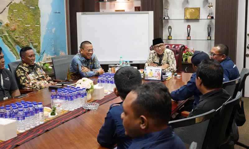Gubernur Lampung, Rahmat Mirzani Djausal, menerima audiensi IJTI Lampung | Foto: Ist.