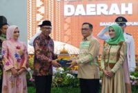 Pisah Sambut Kepala Kepolisian Daerah (Kapolda) Lampung dari Irjen Pol Helmy Santika kepada Irjen Pol Helfi Assegaf | Foto: Ist.