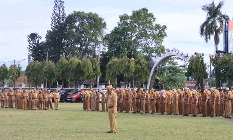 Apel Mingguan di Lapangan Korpri Kantor Gubernur | Foto: Ist.