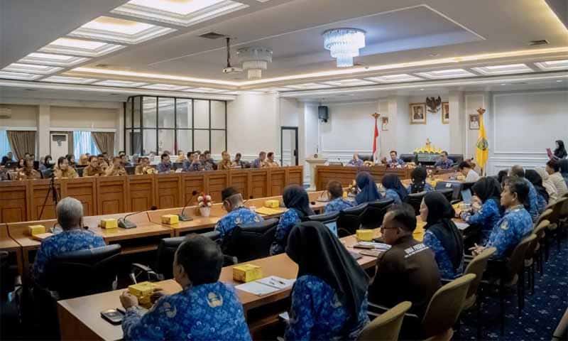 Rapat Pleno Forum Penataan Ruang (FPR) untuk membahas Ranperda Rencana Tata Ruang Wilayah (RTRW) Kabupaten Lampung Selatan dan Kabupaten Lampung Timur | Foto: Ist.