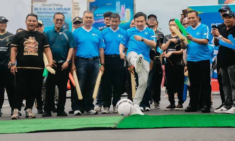 Kick Off Piala Dunia di Tugu Adipura Bandar Lampung | Foto: Ist.