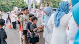 Kolaborasi TP PKK, DWP, dan OPD Lampung Bagikan 300 Paket Takjil Ramadan | Foto: Ist.