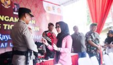 Bupati Pesawaran Hj. Nanda Indira B., S.E., M.M. melakukan peninjauan langsung ke sejumlah titik destinasi liburan | Foto: Ist.