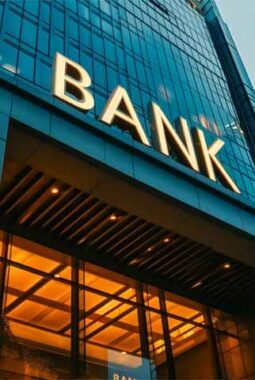 Kenapa Bank Menyimpan Uang Masyarakat? Ini Penjelasan Sederhananya