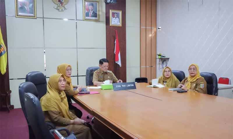 Asisten Pemerintahan dan Kesejahteraan Rakyat Setdaprov Lampung, M. Firsada, mengikuti penyerahan bantuan kemasyarakatan Presiden berupa sapi kurban untuk Hari Raya Iduladha 1447 Hijriah | Foto: Ist.