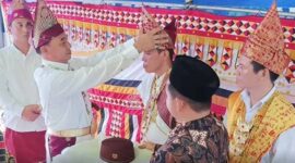 Pemberian gelar adat Lampung | Foto: Ist.