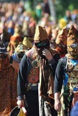 Sekura: Tradisi Masyarakat Saibatin yang Merawat Silaturahmi dan Identitas Budaya