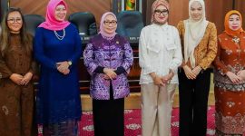 Wakil Gubernur Lampung Jihan Nurlela saat menyambut kunjungan kerja Menteri Pemberdayaan Perempuan dan Perlindungan Anak (PPPA) RI, Arifah Fauzi | Foto: Ist.