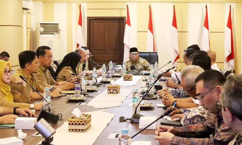 Rapat Program Strategis Energi Terbarukan di Ruang Rapat Sakai Sambayan | Foto: Ist.